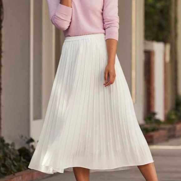 uniqlo white skirt